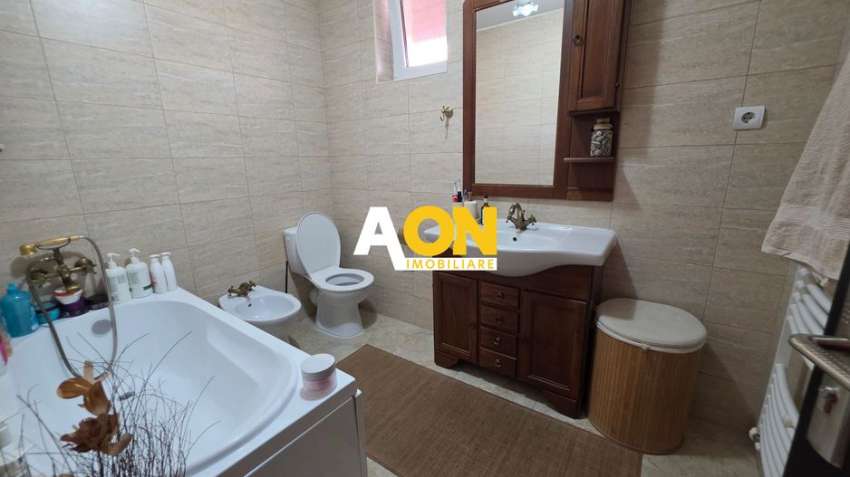 Casa 3 Camere, Zona Cetate, Complet Mobilata si Utilata - Poză 4