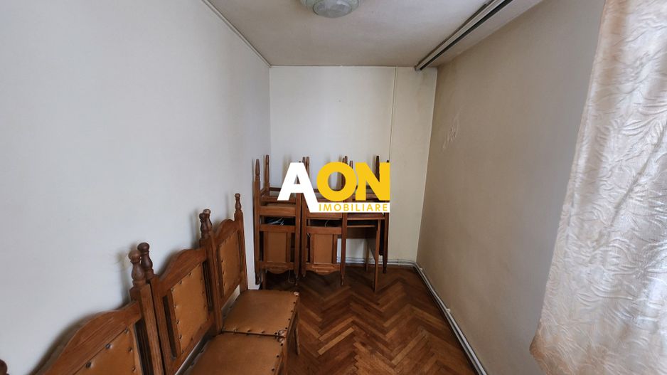 De vanzare apartament 2 camere, pozitie excelenta, Centru - Poză 11