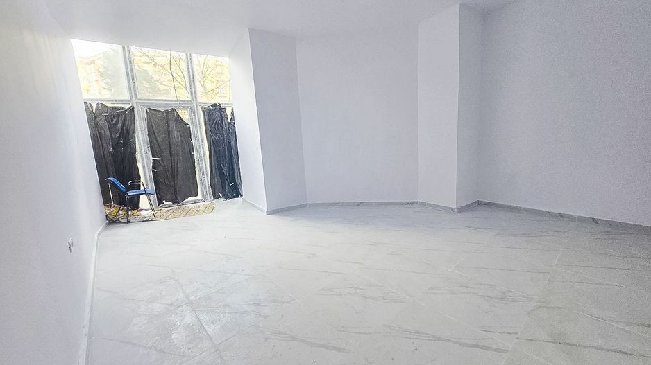 Spatiu comercial 32,2mp Dristor McDonald's Metrou Stradal Camil Ressu - Poză 4