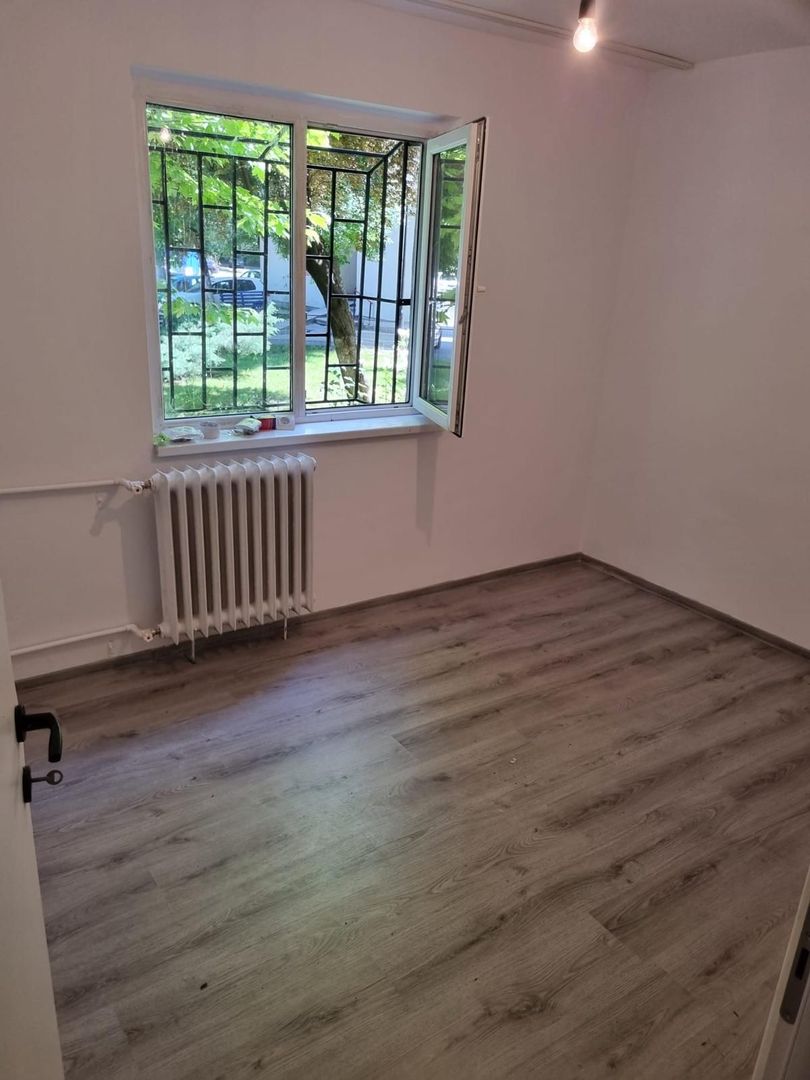 Apartament 2 camere Giurgiului Resita renovat. - Poză 2
