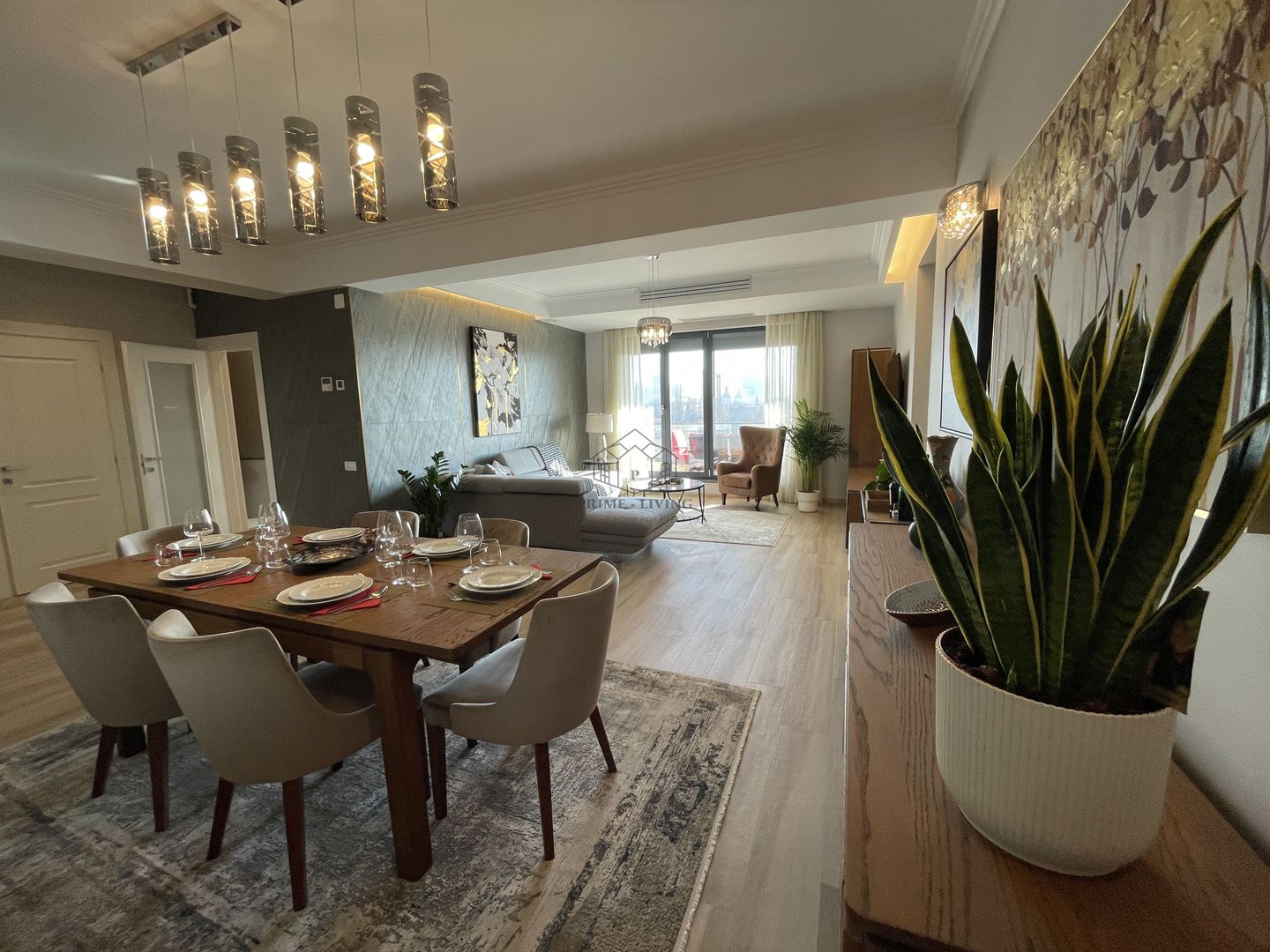 APARTAMENT DE LUX CU 3 CAMERE LA INCHIRIERE IN COMPLEX REZIDENTIAL - Poză 1