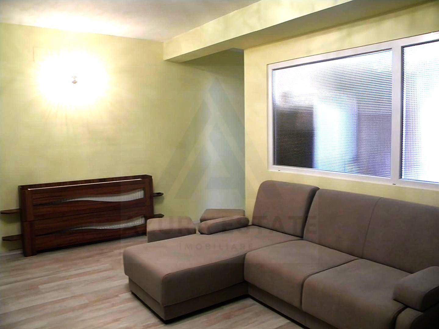 Apartament 4 camere 2 balcoane parcare privata zona Turnisor - Poză 5