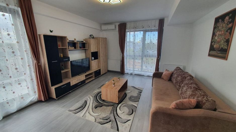 Închiriez garsonieră spațioasă,Vitan, metrou aproape, centrală proprie - Poză 1