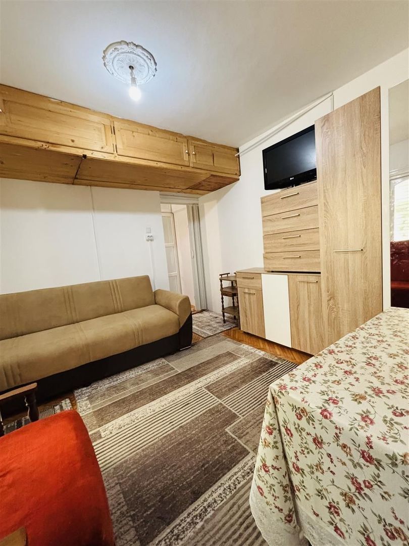 Garsoniera zona Decebal - Poză 1