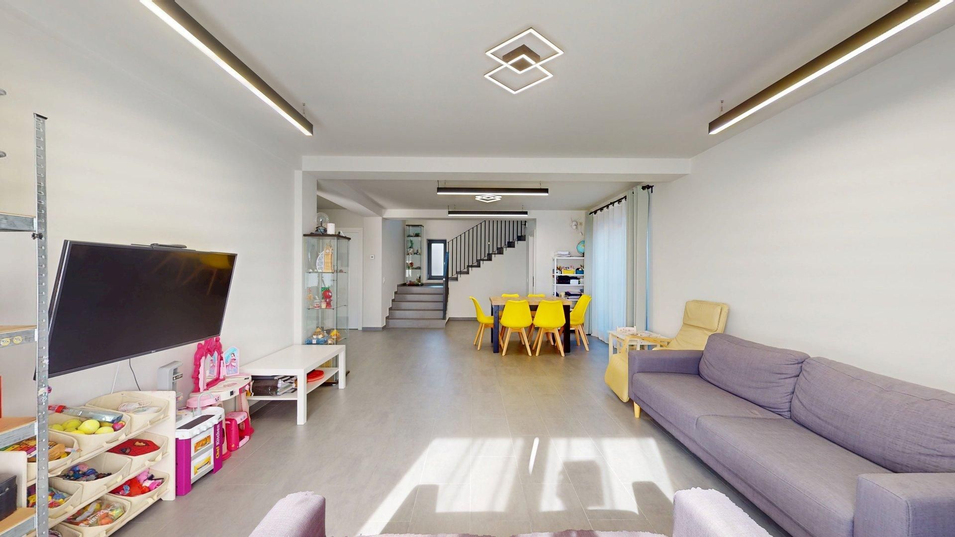 ȘTEFĂNEȘTI – Ștefăneștii de Sus | Vilă modernă 180 mp | Teren 500 mp - Poză 9