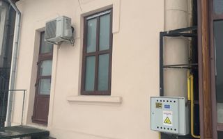 Casă ultracentrală, stradală – ideală pentru birouri sau spațiu comercial - Poză 1