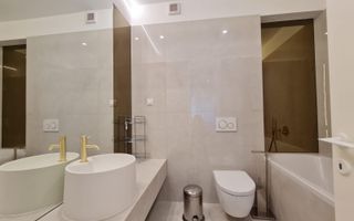 De inchiriat - Ap. 3 camere in Cortina North - Poză 12