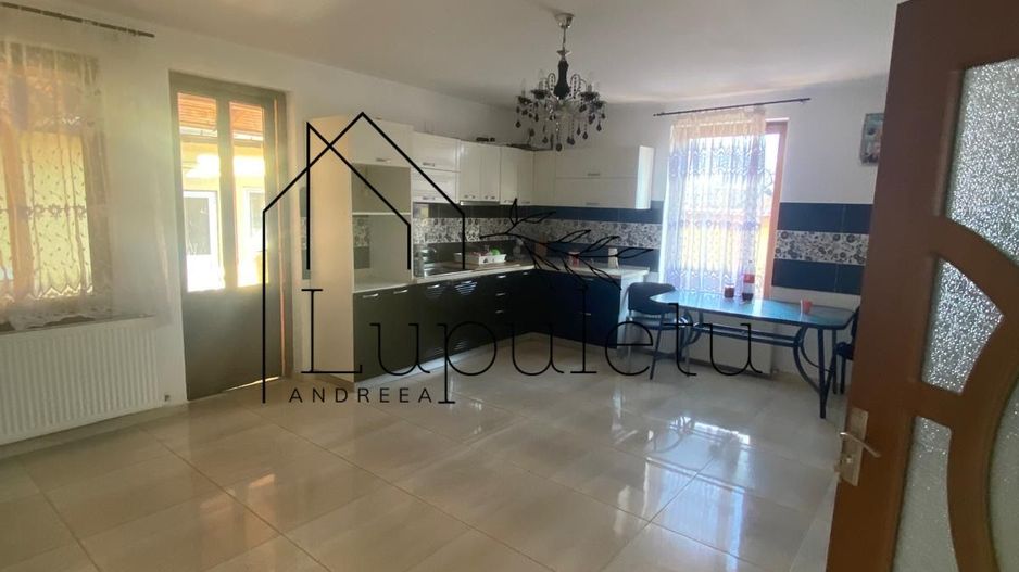 VILĂ PREMIUM DE VÂNZARE | STRADĂ PRIVATĂ | 5 CAMERE | Rasinari - Poză 22