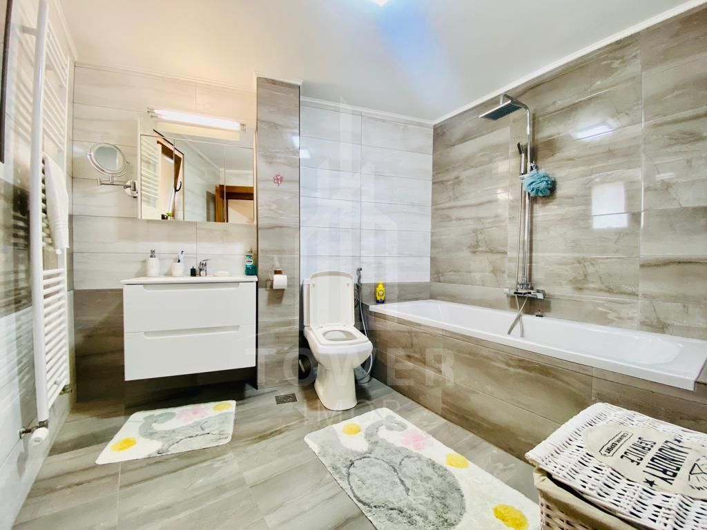 Casă 8 camere de vânzare | zona Terezian - Poză 11