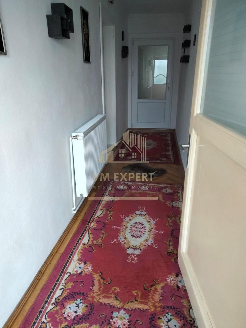 CASA 5 CAMERE, TEREN 600 MP, CAMPULUNG - Poză 5