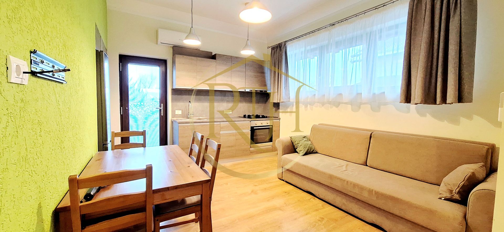 Oferim spre inchiriere, apartament cu 2 camere, curte proprie, parcare, Giroc - Poză 2