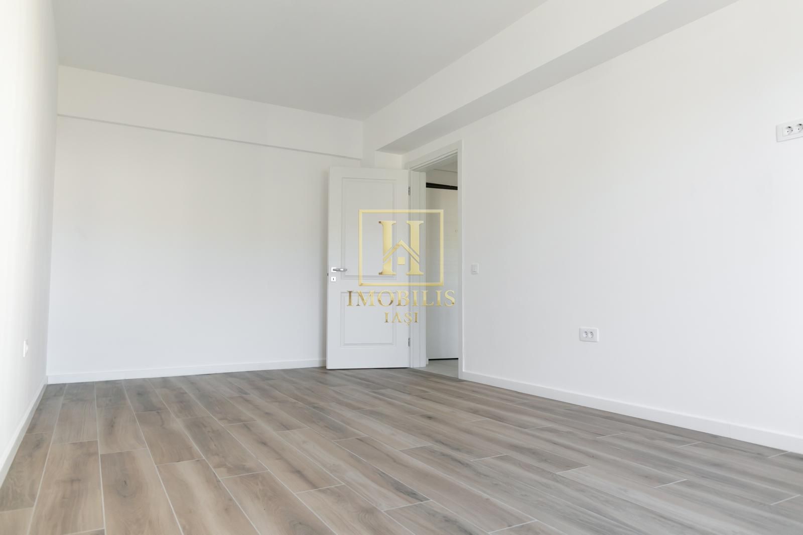 INTABULAT Apartament 1 camera Dec. 44 mp 79000 euro Bucium - Poză 1