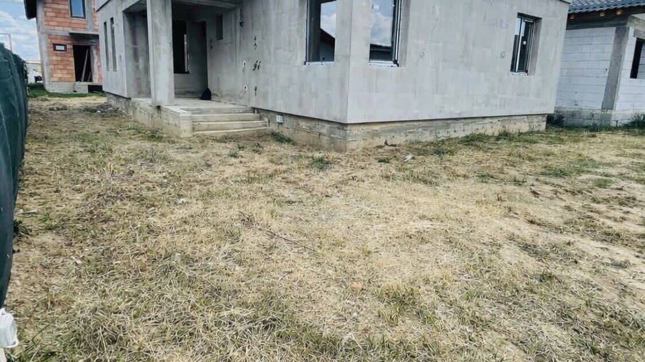 Casă plan Parter în stil mediteranean – Cihei (la roșu) - Poză 1