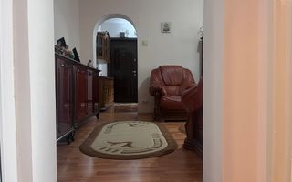 Parter!Vânzare apartament cu 3 camere - Târgoviște! - Poză 8