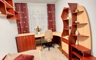 Apartament 3 camere decomandate – zona Decebal, Oradea - Poză 9