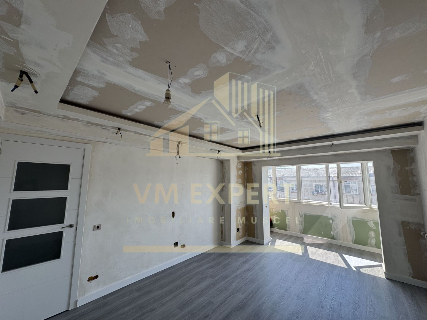 APARTAMENT 2 CAMERE CAMPULUNG, ETAJ 4, CARTIER VISOI - Poză 27