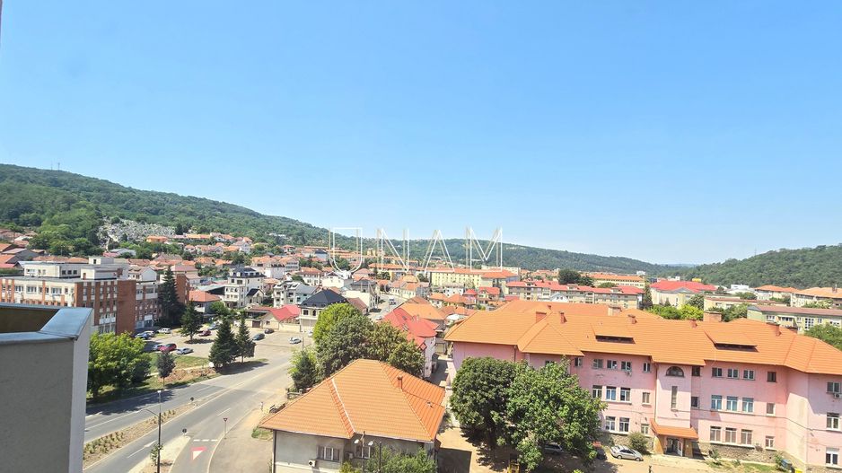 Oportunitate în centrul Reșiței – apartament 1 cameră cu potențial ridicat! COMISION 0% - Poză 6