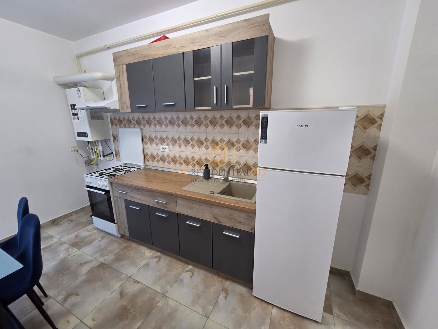 Apartament 2 camere de închiriat, The Grand Kristal Residence Sector 4 - Poză 20