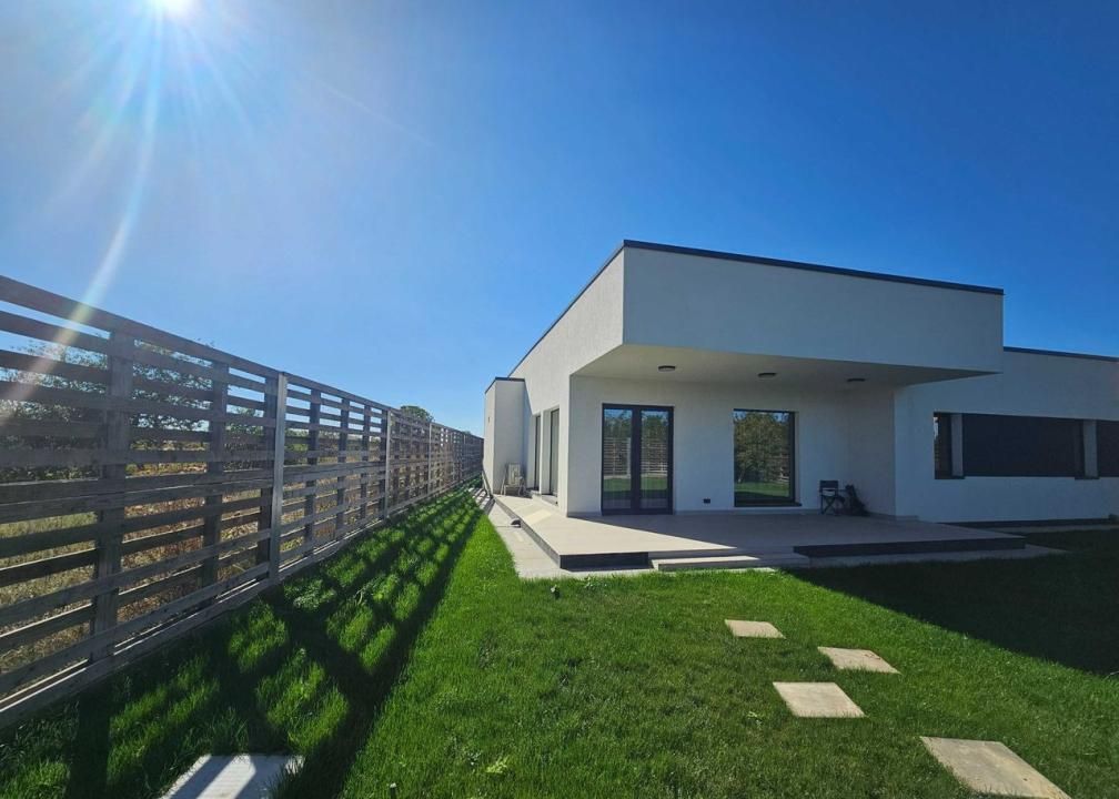 Casa de vanzare Tamasi Corbeanca - Poză 1