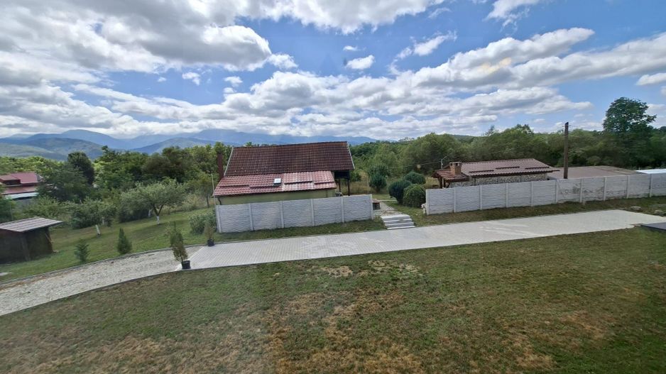Pensiune 600 mp an 2023 si casa 130 mp teren 4600 mp zona V. Avrigului - Poză 15