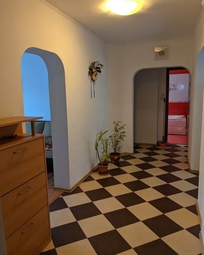 Apartament modernizat de 3 camere - locatie ultra-centrala - Poză 10