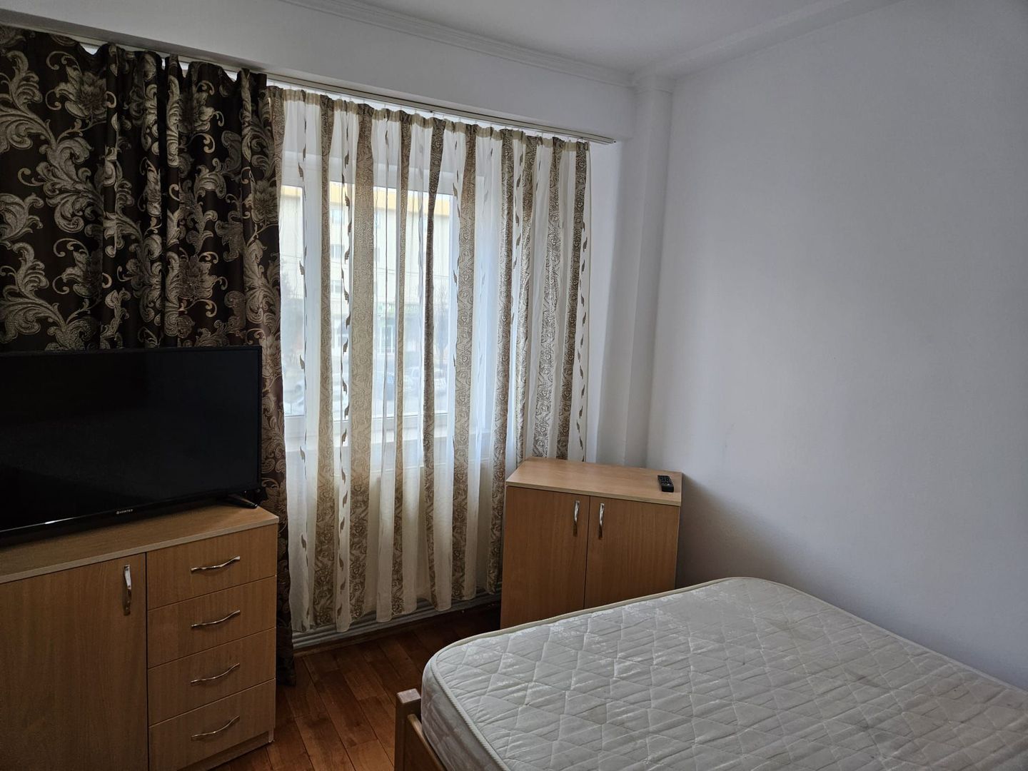 Inchiriere apartament 2 camere, Exercitiu, stradal - Poză 4