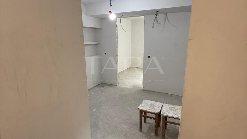 Apartament cu Grădină în Zona Centrală, Recent Renovate. - Poză 6