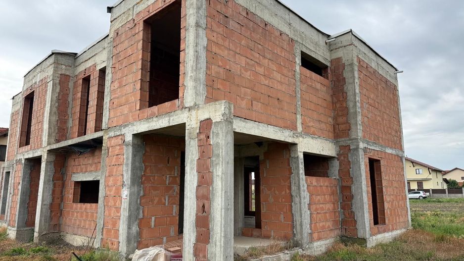 Comision 0% Duplex de vanzare în Dumbravița – 5 camere | 148 mp utili | - Poză 3