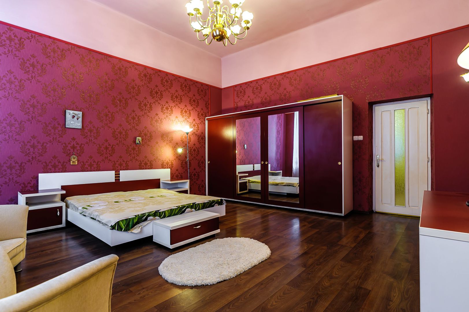 VÂNDUT Ap  spațios la etajul 1, lângă Primăria Arad - Poză 4