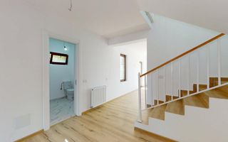 Duplex întreg cu Panouri Solare! Cu 2 intrari! - Poză 2