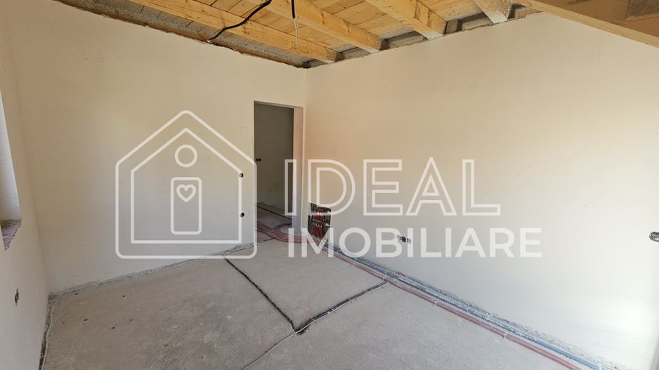 Casa Tip Duplex cu 5 camere si gradina generoasa, in Sura Mica - Poză 6