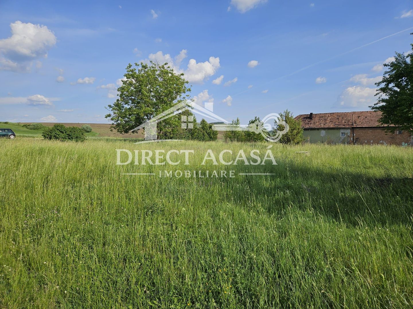 Teren intravilan 3000 mp Ernei – panorama superba, utilitati in zona - Poză 3