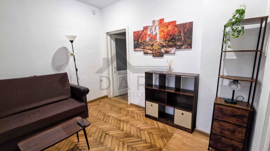 🏡 Închiriez ap. 2 camere 330€ – curte + terasă, zona semicentrală, - Poză 3