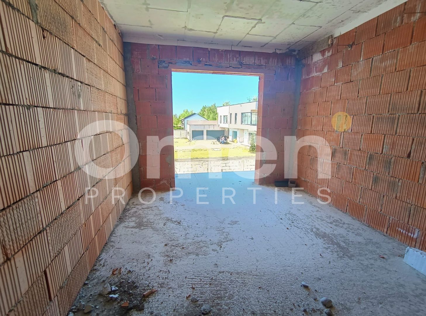 Duplex | La roșu | Zonă liniștită | Curte proprie - Poză 17