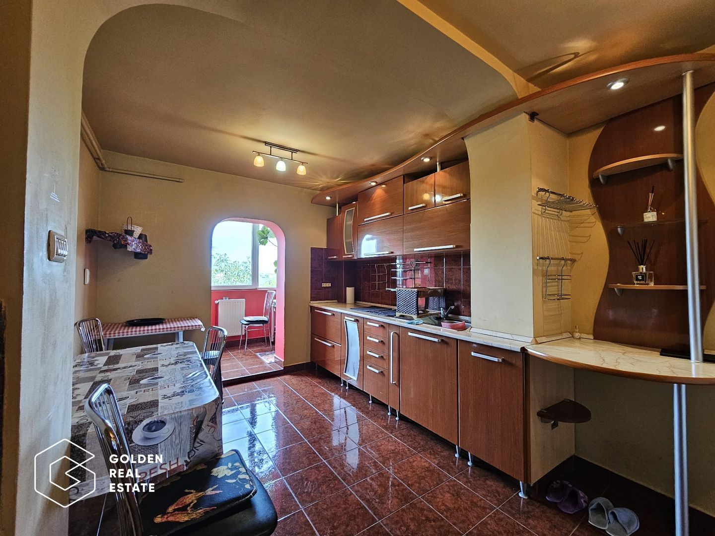 Apartament 3 camere, zona Alfa - Poză 2