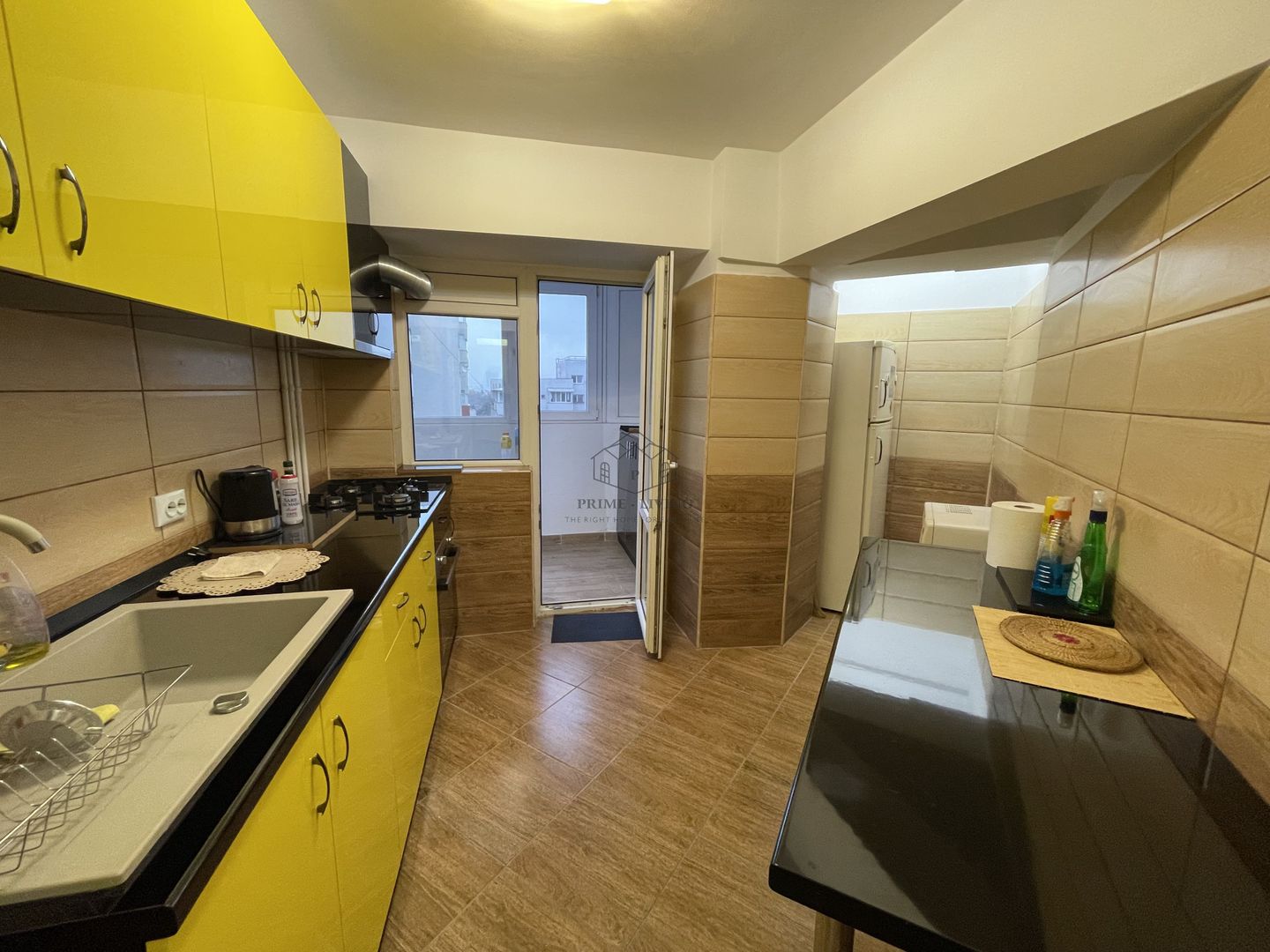 Apartament spatios pentru inchiriere in zona Blvd. Mihalache - Poză 4