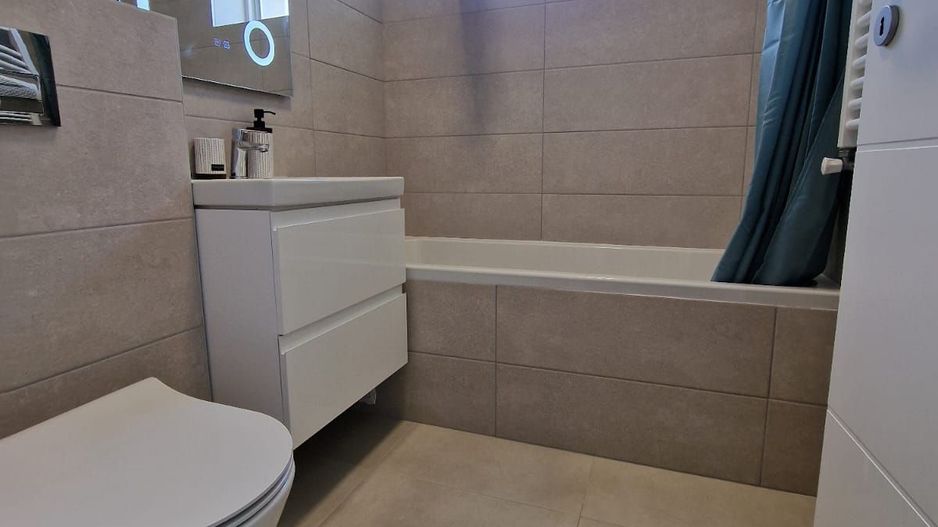 3 camere l Grand Kristal l Parcare l Apărătorii Patriei - Poză 3