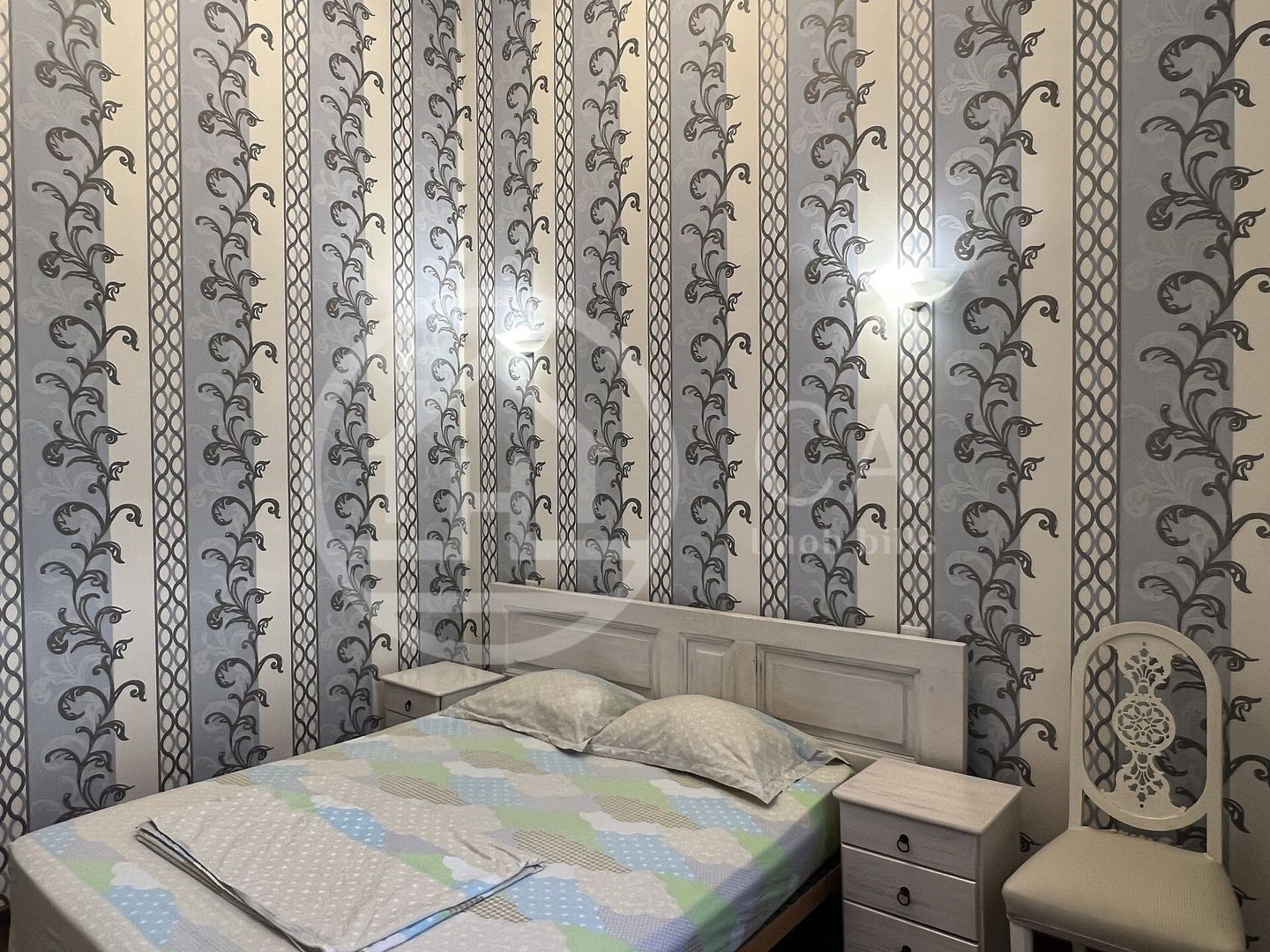 Apartament cu 2 camere de inchiriat ultracentral Oradea - Poză 1