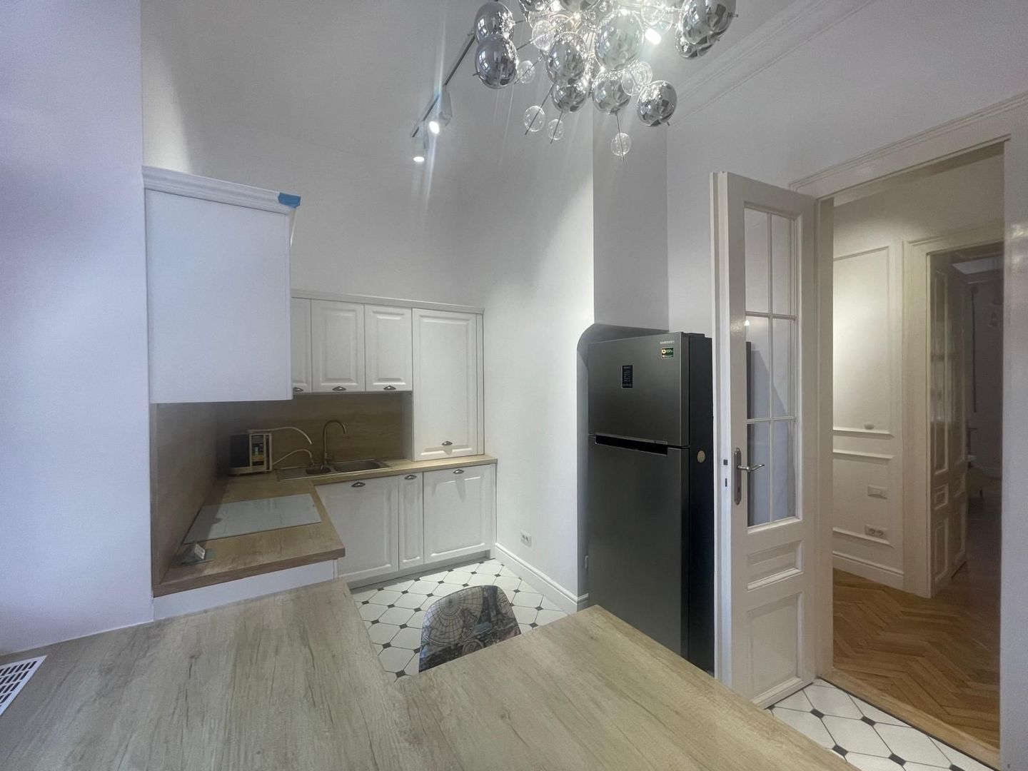 Apartament de lux în inima Oradiei – locație premium lângă Gojdu - Poză 8