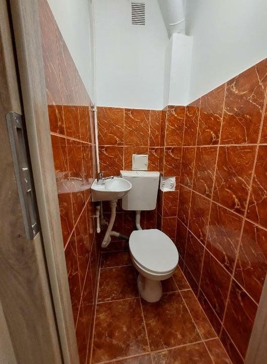 Trapezului - 4 camere - renovat - anvelopat - boxa - 1 Decembrie 1918 - Poză 14