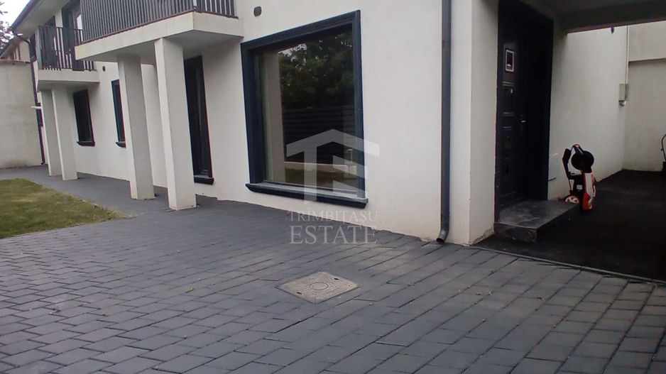 Casa 7 camere 2024  Carrefour Colentina - Poză 8