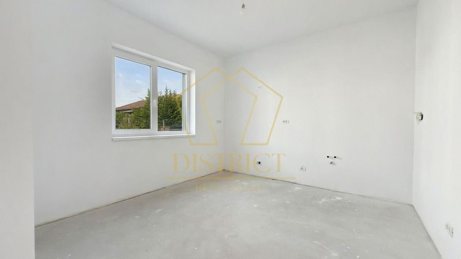 Duplex superb cu 5 camere despartit prin garaj | Dumbravita - Poză 6