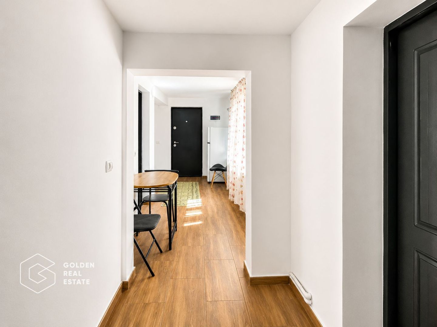 Casa cu 2 corpuri de cladire, oras Lipova - Poză 9