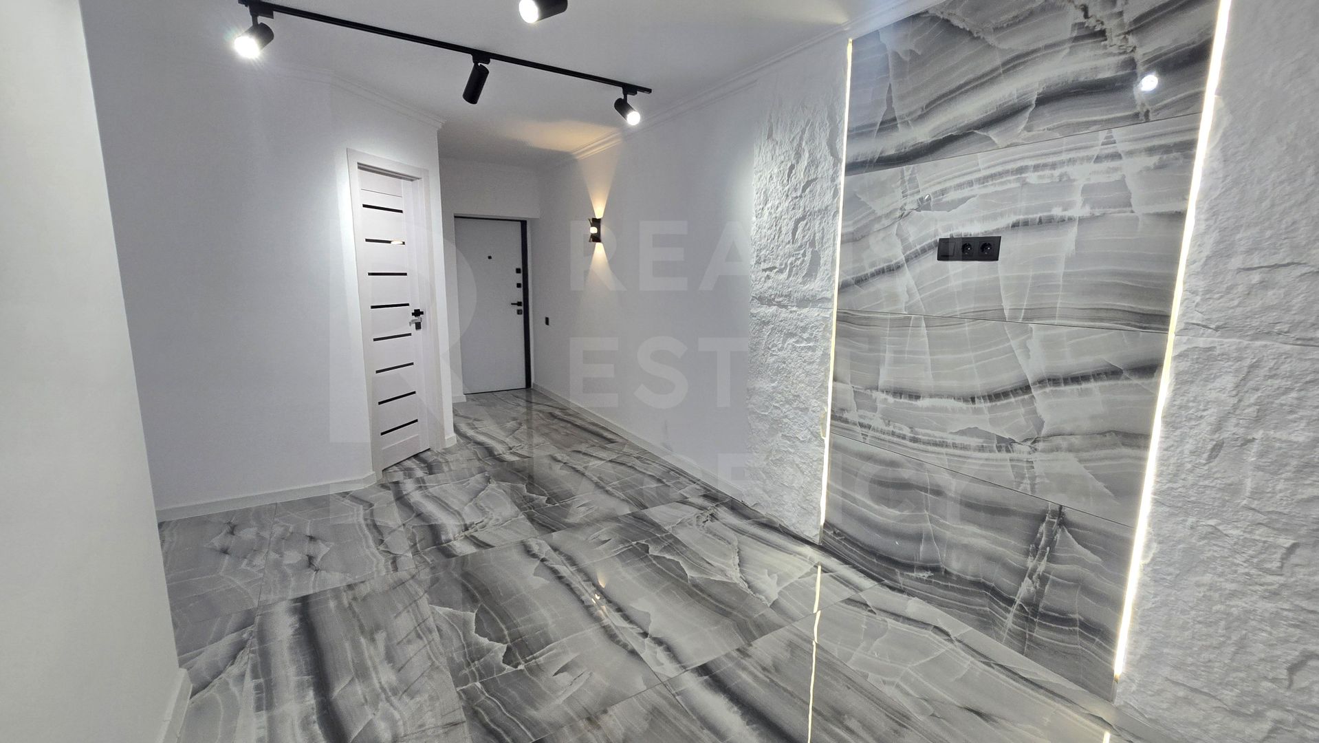 Vânzare, apartament, 2 camere, str. Alba Iulia, Buiucani - Poză 5