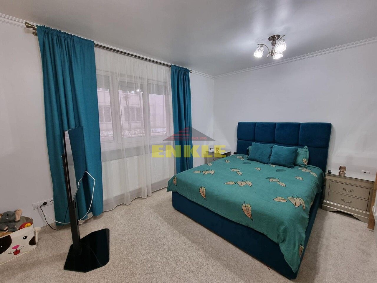 De vânzare apartament cu 3 camere, zona Primăverii - Poză 2