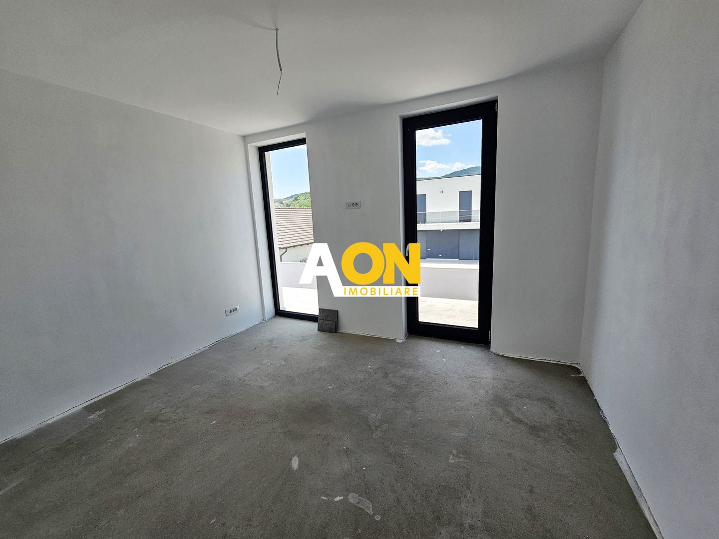 Casa moderna, 4 camere, semifinisata, 386 mp teren, zona Micesti - Poză 10