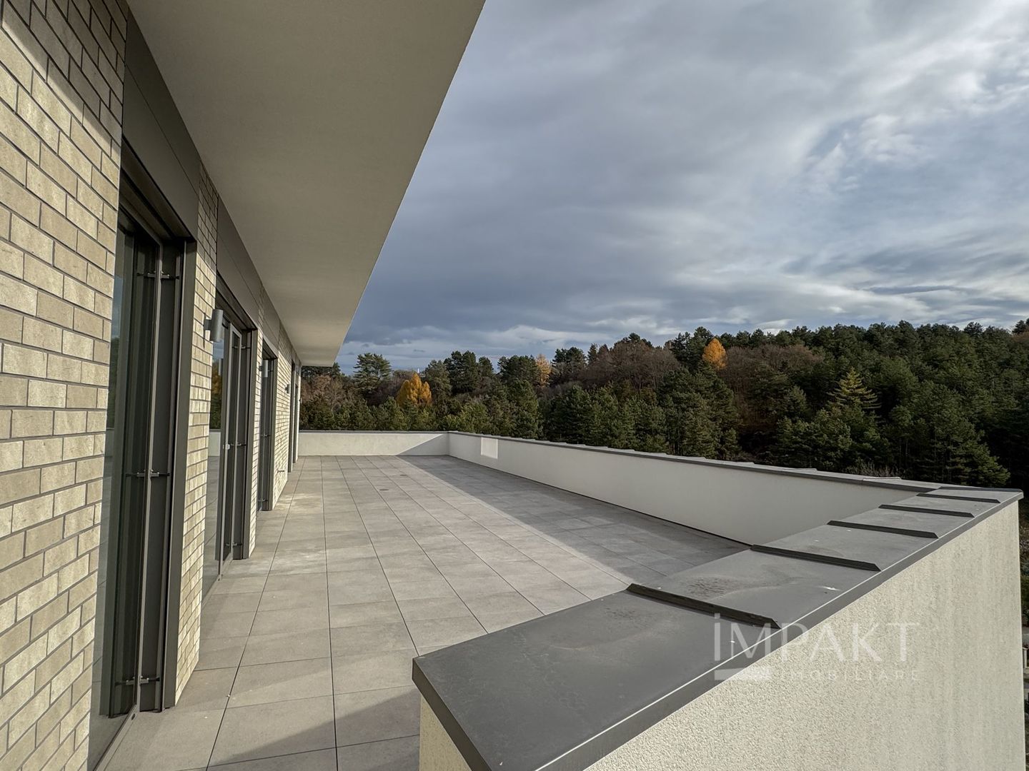 Spatiu de Birouri zona Vivo, 304 m2, terasa 35 m2 - Poză 5