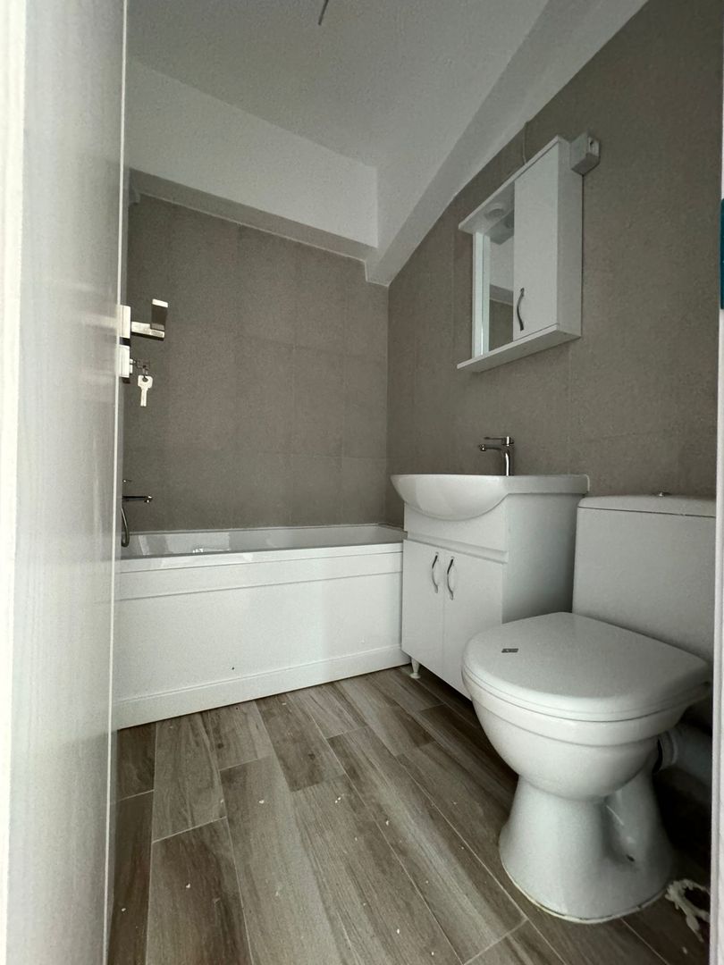 SENZATIONAL! Apartament 4 Camere Decomandate si Terasa  - Berceni - Poză 8