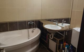 Apartament 3 camere Tractorul - Poză 4