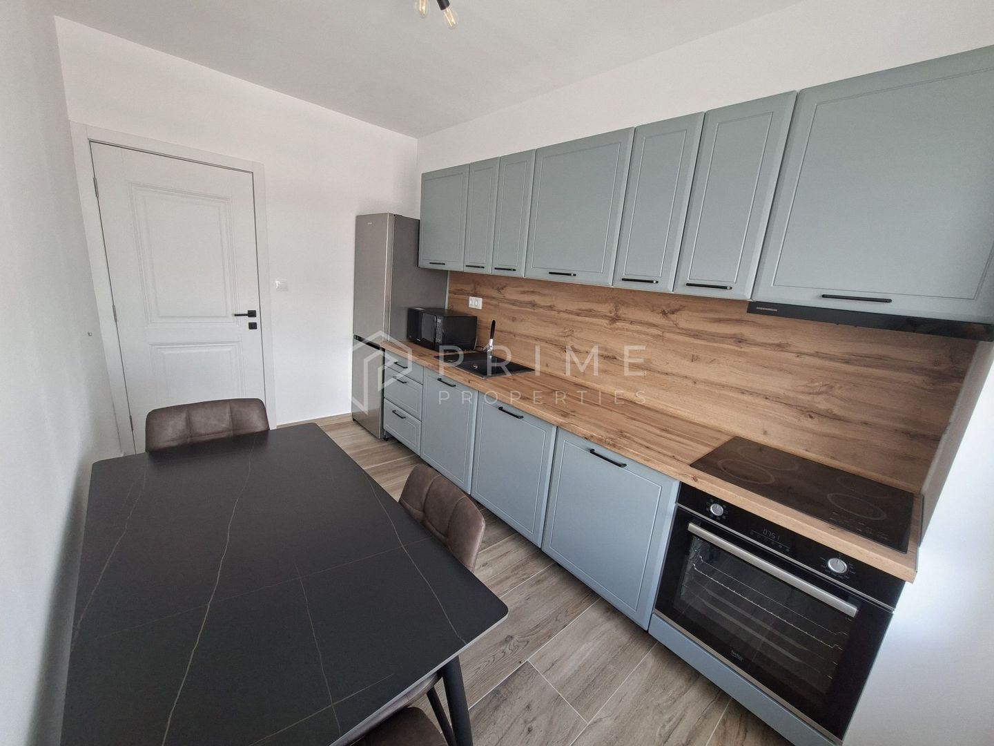 Apartament Nou cu 2 Camere, Panoramă Deosebită și Parcare Subterană - Poză 2